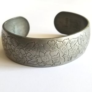 Vintage Kirk Steiff cuff Violet bracelet Flower of the Month pewter flor…